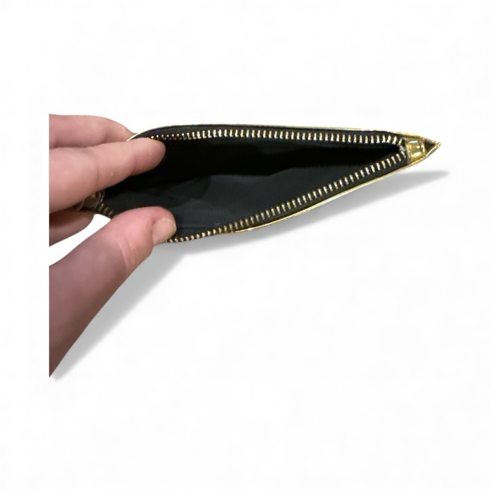 NARS Gold Metallic Lip-Embossed Clutch - Picture 4 of 4